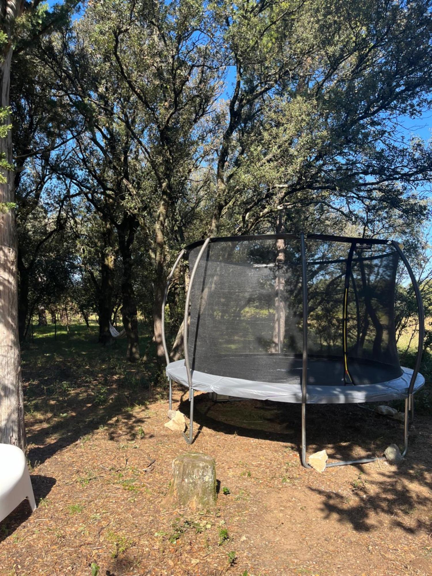 Maisonnette Avec Petite Foret Valréas Exteriér fotografie